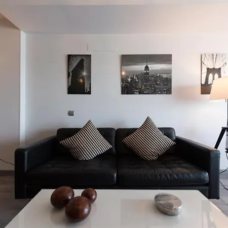 Seafront Canteras Apartment *
